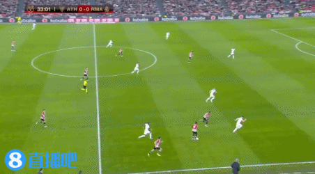 英超｜拉爵：如果现在不改变 曼联到圣诞节就得破产