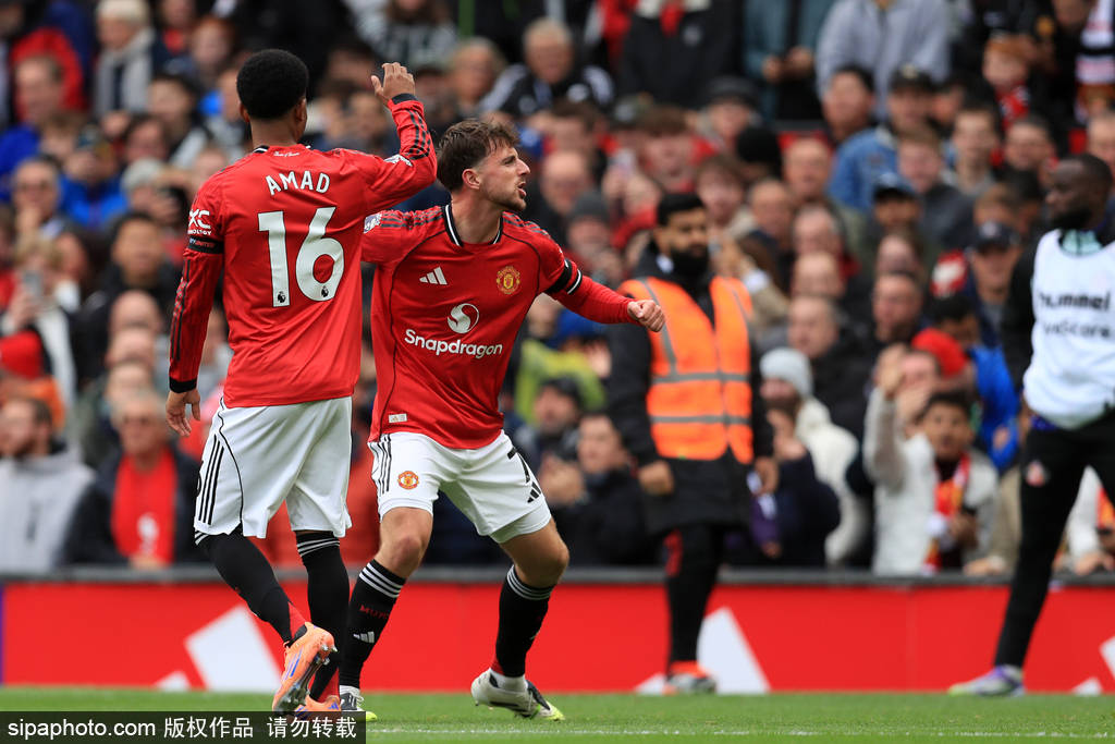 欧冠：巴黎客场2-1逆转曼联